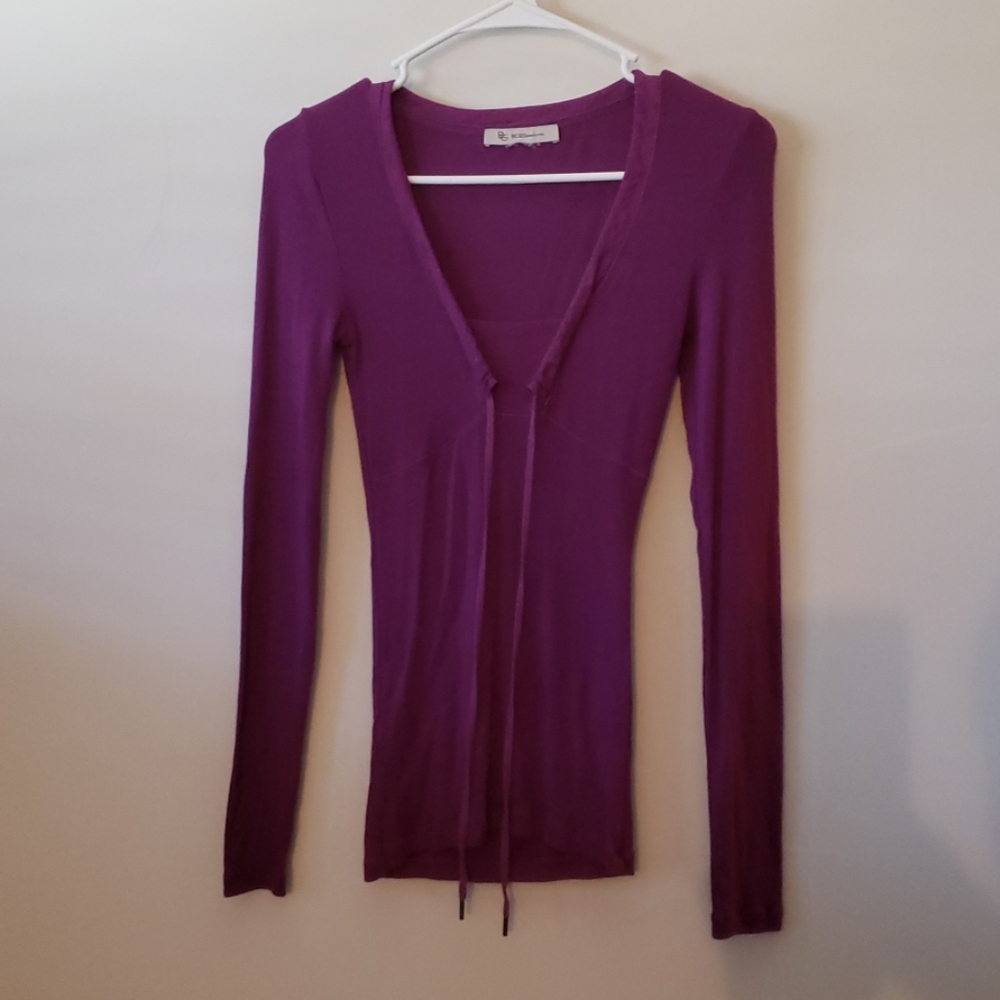 Front tie top